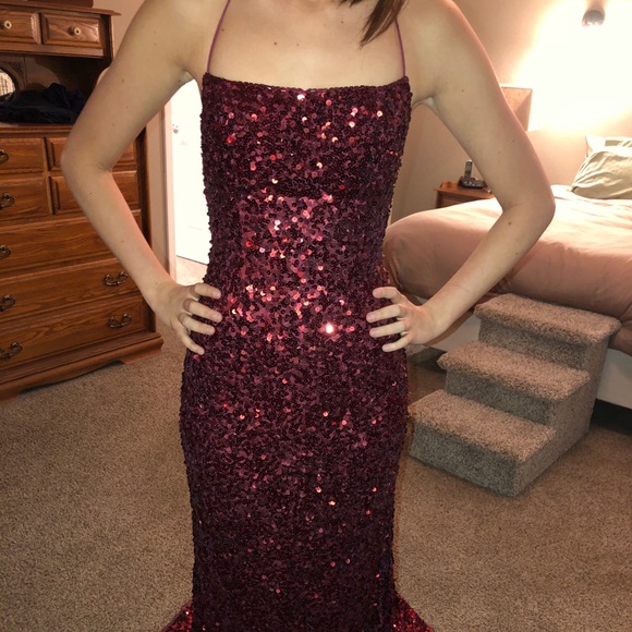 Sherri Hill Prom Dress - Picture 2 of 3